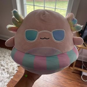 Summer Archie Squishmallow